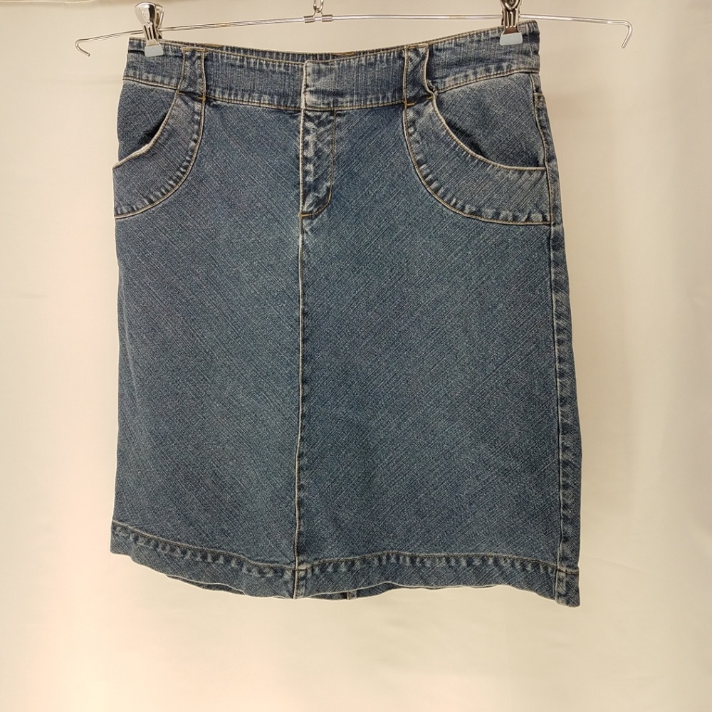Janeville Jean skirt waist 33 inches